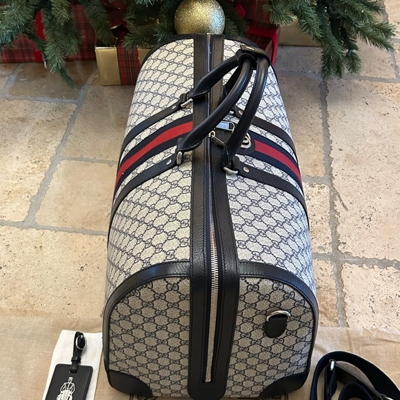 Gucci Savoy, GG Supreme large duffel bag made in Italy NWT - Picture 6 of 14